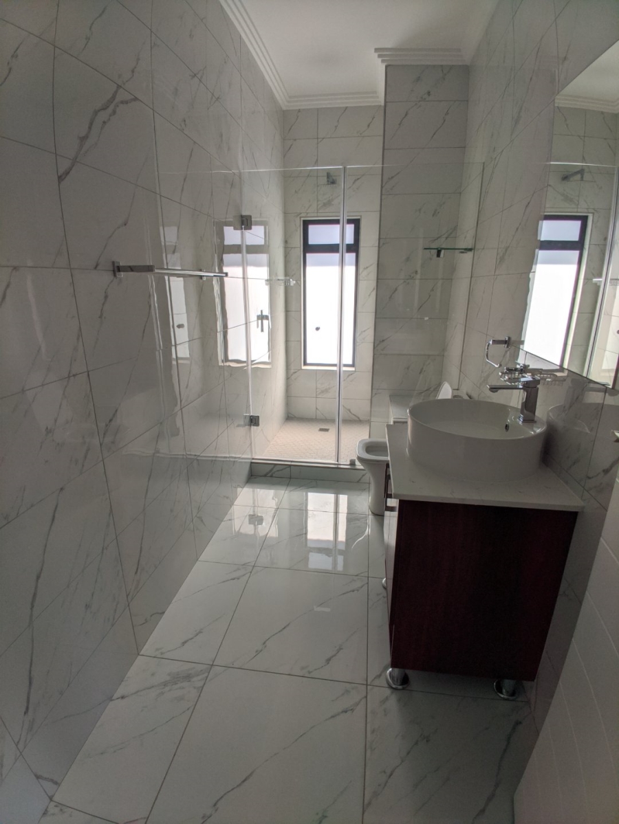 4 Bedroom Property for Sale in Kidds Beach Eastern Cape